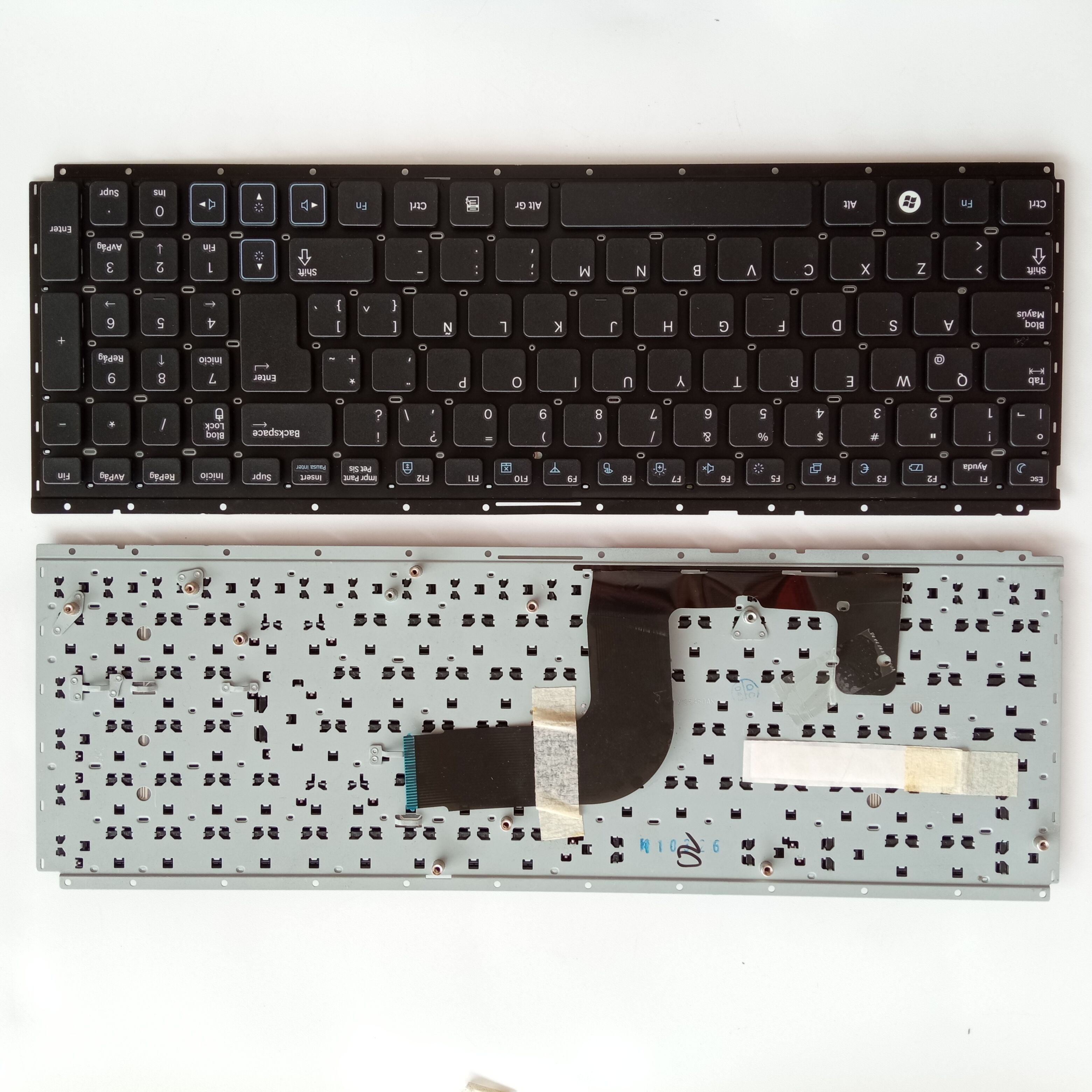 Picture of New Replacement Laptop Keyboard For SAMSUNG RC511 BLACK LA Layout